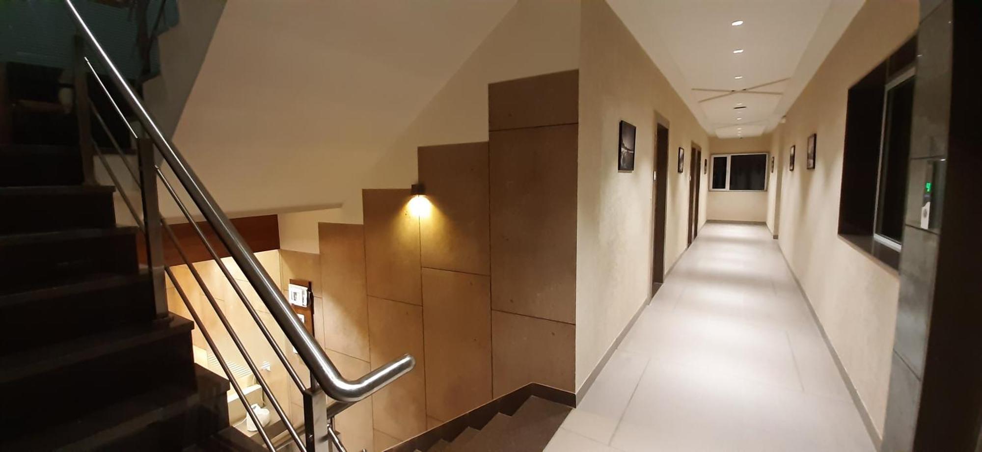 Hotel Kinara Ahmedabad Exterior photo